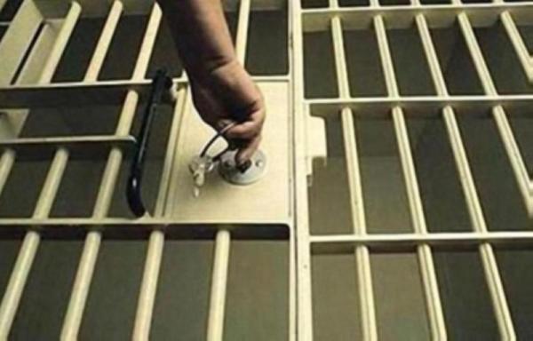 أمريكا.. كورونا ينقذ سجينين من الإعدام مؤقتا