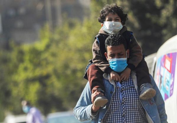 مصر تسجل 970 إصابة جديدة بفيروس كورونا