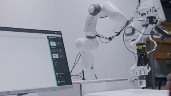 روبوتات تكتب بطريقة برايل