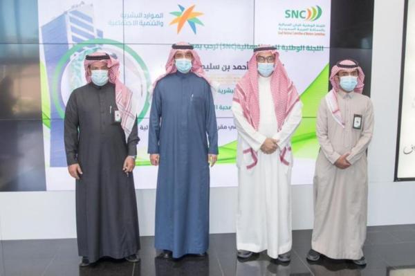الراجحي يناقش أوضاع العاملين بالقطاع الخاص مع اللجنة العمالية