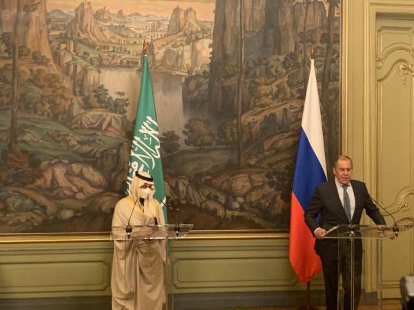 وزير الخارجية السعودي يبحث مع نظيره الروسي آخر تطورات الأزمة الليبية