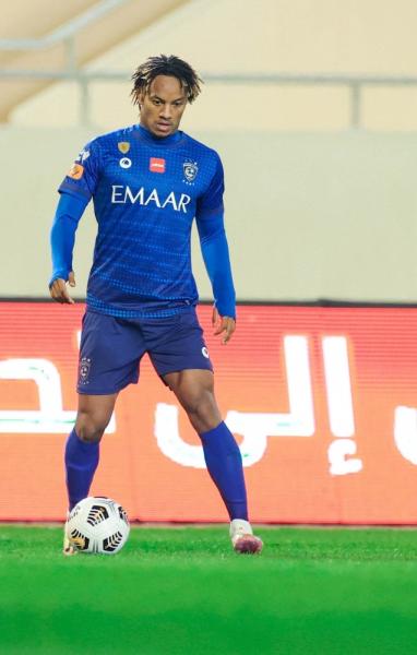 الزعيم.. يتفوق على الراقي