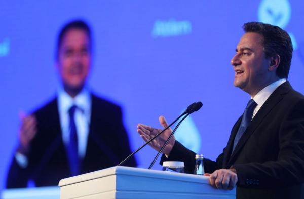 معارض تركي: دعم الشعب لـ«عدالة أردوغان» في تناقص