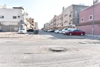 «جنوب الخبر».. شوارع متهالكة وإنارة غائبة