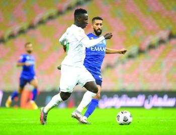 في كلاسيكو القمة .. رعد وبرق لكنها لم تمطر ..!