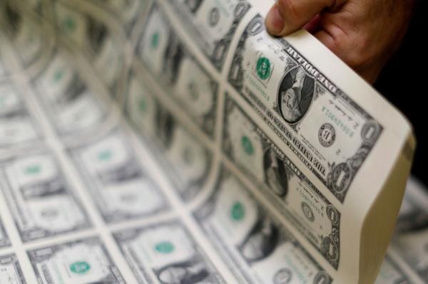 تراجع الدولار في الاحتياطيات العالمية: حقيقة أم خيال؟