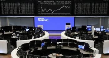 بعد إجراءات إغلاق مشددة.. أسهم أوروبا تتراجع 