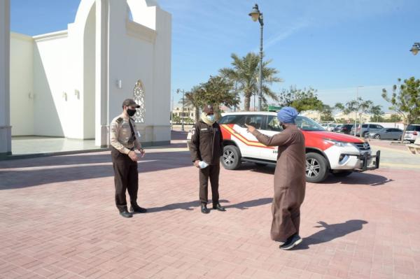 توعية المصلين بالاحترازات في الجبيل الصناعية