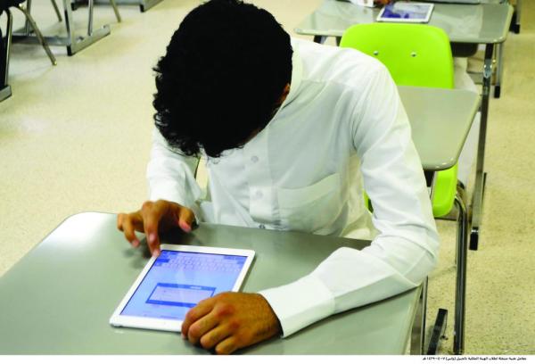 تطوير المناهج.. مكتسبات تفتح أبواب سوق العمل