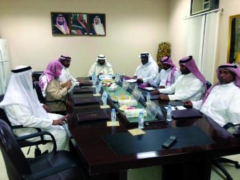 - المنشأة الرياضية حلمنا وسنضيف العنصر النسائي قريبًا- بالتطوير الإداري واللاعبين سننافس على الألقاب- ننتظر دعم والتفاف رجال الأعمال حول النادي- خططنا تمتد لممارسة رياضتي الفروسية والكاراتيهأعضاء مجلس الإدارة لديهم الحماس لترجمة الجهود