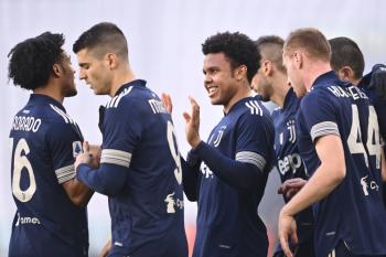 يوفنتوس يهزم بولونيا ويحيي أماله في الدوري