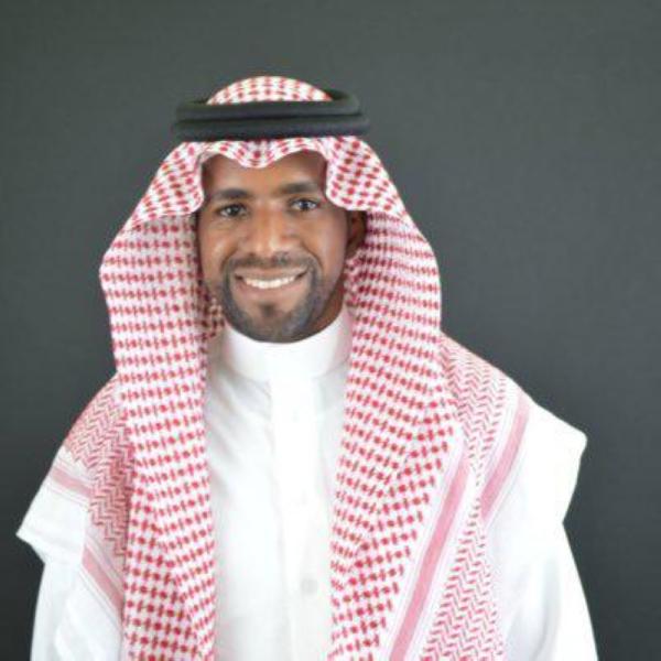 الفحص الدوري للسيارات.. معاناة مزدوجة..