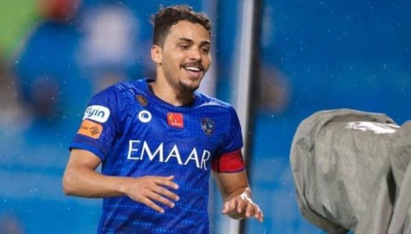 الهلال يتفوق بالأهداف
