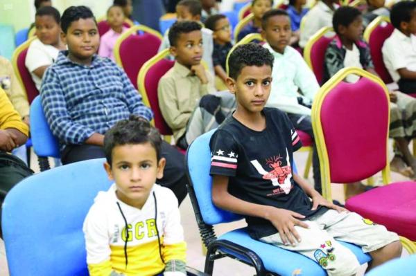 رعاية تكاملية لأسر الأيتام بالمهرة