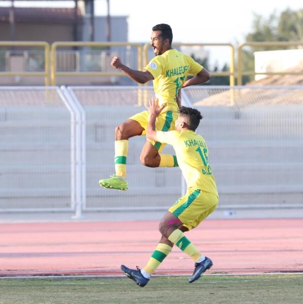 الخليج يقلب الطاولة على ضيفه الثقبة