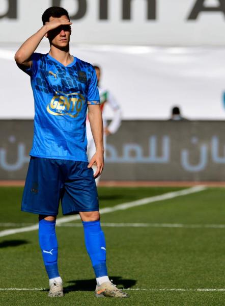 العين يهزم الاتفاق بصاروخية أنور