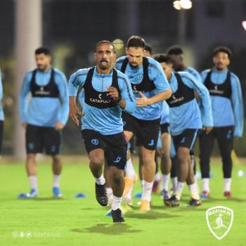 الفتح يحفز لاعبيه بالمكافآت