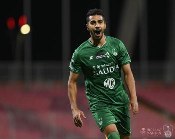 الأهلي يخطف فوزا مثيرا على الوحدة