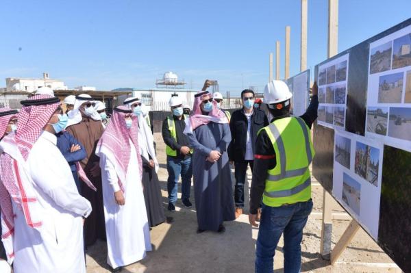 متابعة إنجاز 3 مشروعات تعليمية