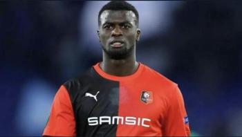الاهلي يضم السنغالي مباي نيانغ ويوافق على اعارة مارين للرائد