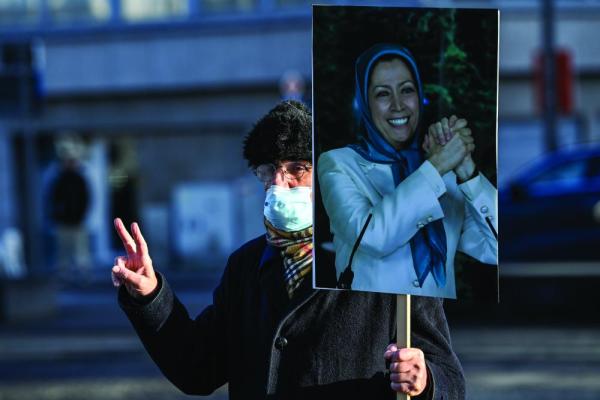سياسيون دوليون يطالبون بمحاكمة رؤوس «الملالي» الإرهابية