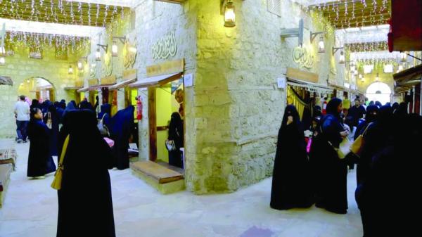 «سوق الليل».. 500 عام من الأصالة والتاريخ