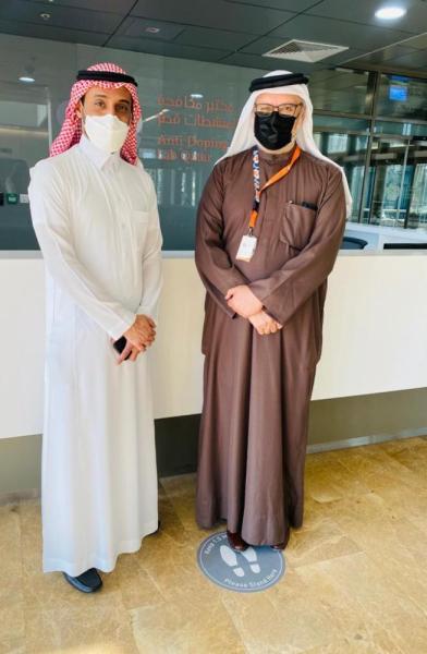 المسعد يلتقي مدير مختبر قطر لفحص المنشطات