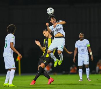 الاتحاد يلحق بالأهلي في الديربي