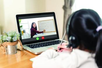 مرضى الرهاب وضحايا التنمر أبرز المستفيدين من التعليم عن بعد