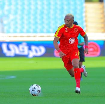 المناعي يهدد النصر بجمس وأندريا