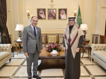 "بخاري" يبحث مجمل المستجدات مع السفير التونسي لدى لبنان
