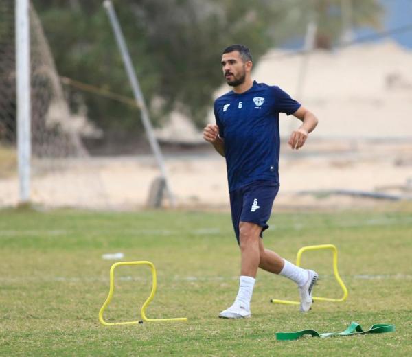 هجر يعاود تدريباته للطائي
