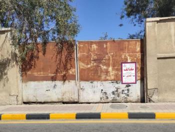 تمهيدا لإزالتها.. إنذار مستودعات مخالفة وسط الدمام