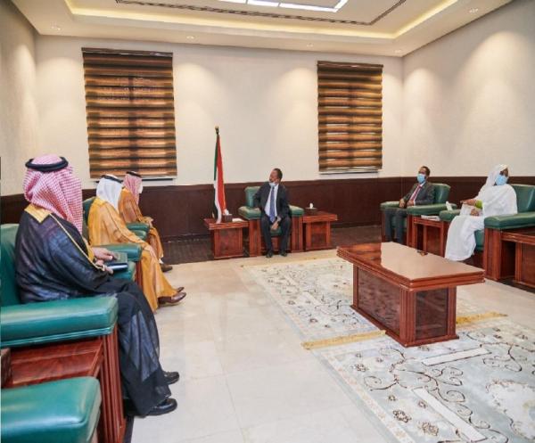 قطان يعلن: مساع سعودية لإنهاء أزمة «سد النهضة»