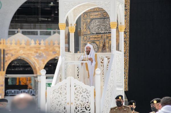 خطيب الحرم المكي: «التقاعد» ولادة جديدة وليس حكما بالموت