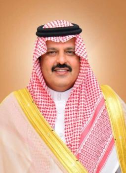 أمير حائل يطمئن على صحة العائلة المفقودة بنفود النقاء