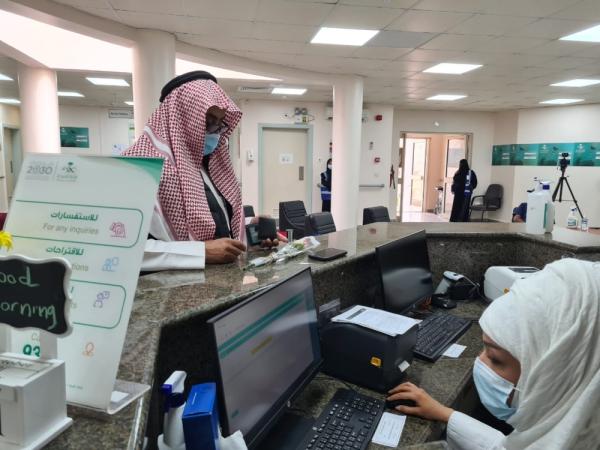 100 مستفيد يوميا بـ «لقاحات رأس تنورة»