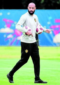 كورونا يجبر هنري على ترك تدريب مونتريال إمباكت
