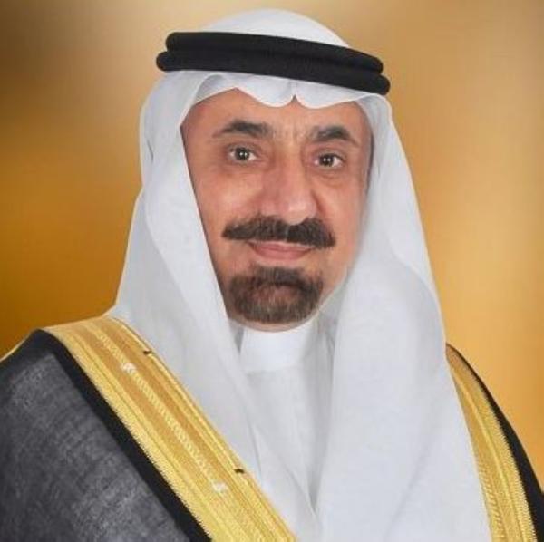 صادق الدعاء بطول العمر