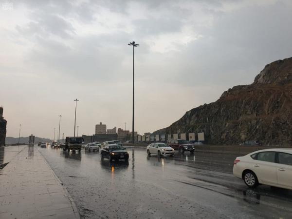 أمطار رعدية على محافظات مكة المكرمة