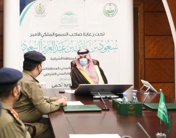 أمير الشرقية: منسوبو الدفاع المدني هم رجال اللحظة والساعة
