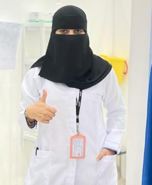 حاقنو «لقاح كورونا».. محاربون في خدمة الوطن