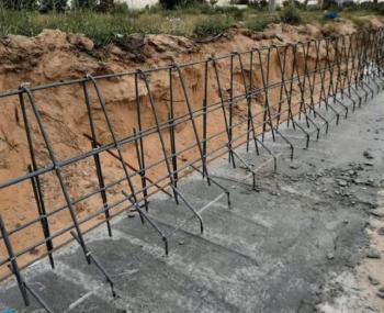 حواجز جديدة بطريق المطار.. وإصلاح جسر الثقبة