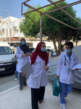 صور .. انطلاق حملة تطعيم كورونا لمرضى الطب المنزلي بجدة