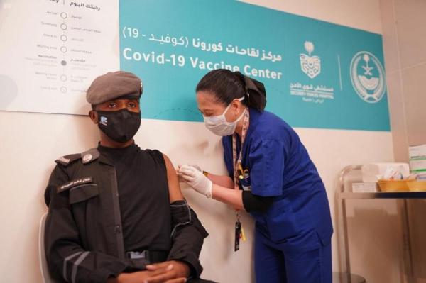 «الداخلية» تطلق المرحلة الثانية للقاحات الفيروس