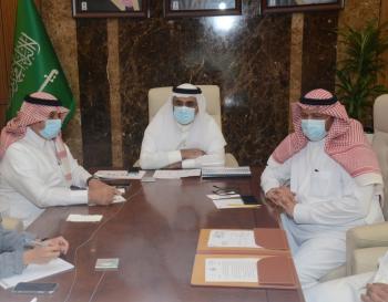 أمين الشرقية يبحث مشاريع الاستثمار ومستهدفات الأنسنة بالبلديات