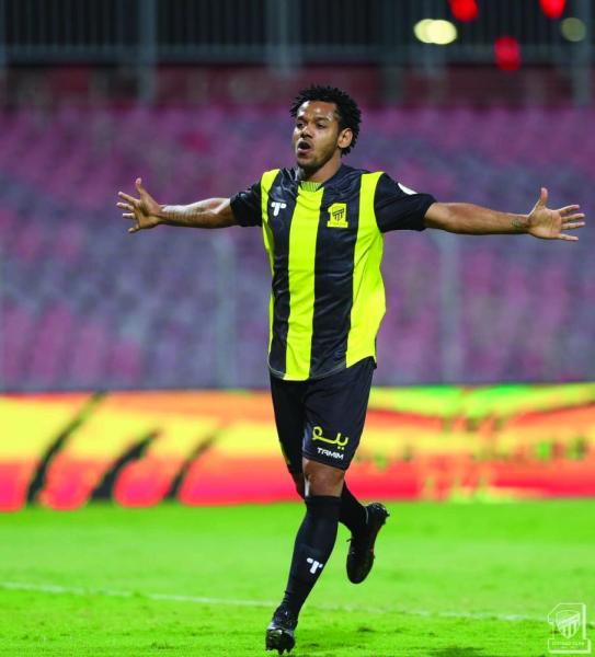 الاتحاد والشباب.. حسابات اللقب