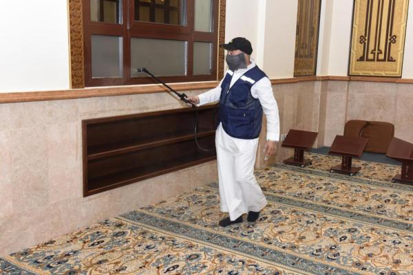 إغلاق 3 مساجد مؤقتا بالرياض والحدود الشمالية