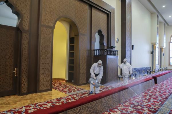 غلق 3 مساجد مؤقتا بالشرقية والرياض والقصيم