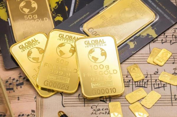 الذهب يصعد بفعل تراجع عائدات السندات الأمريكية